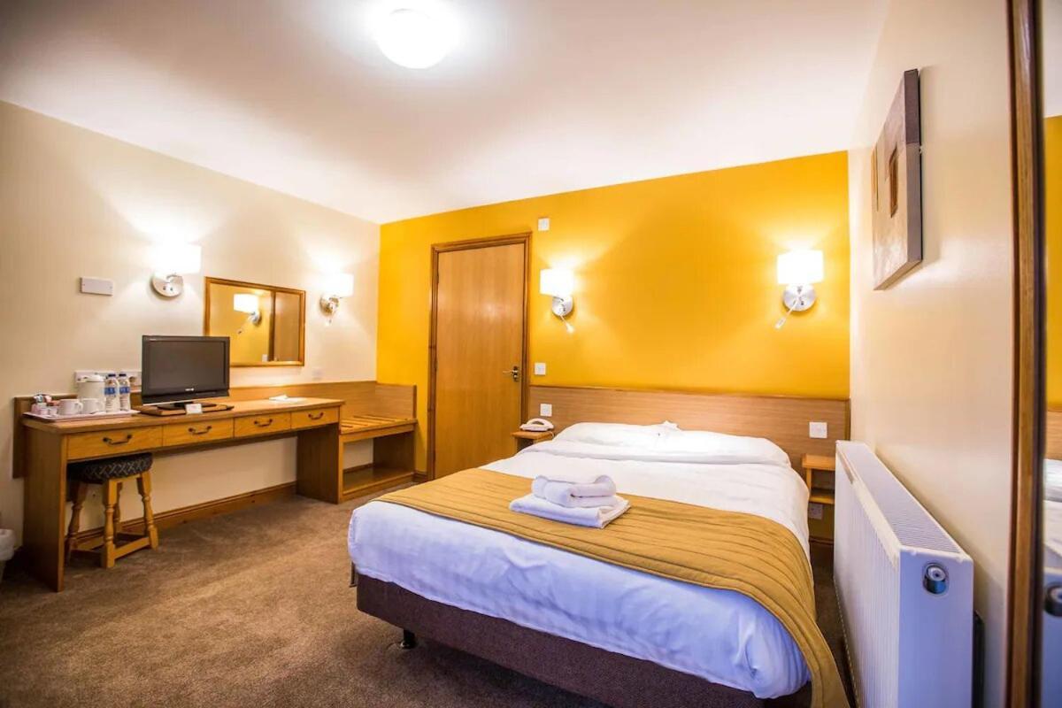 Tollgate & Leisure 4*