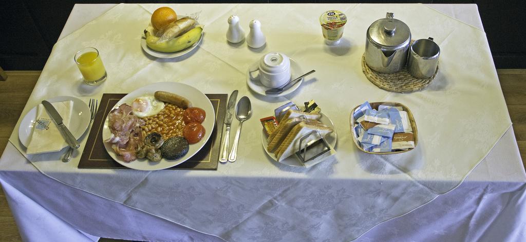 Hotel Tollgate & Leisure 4*